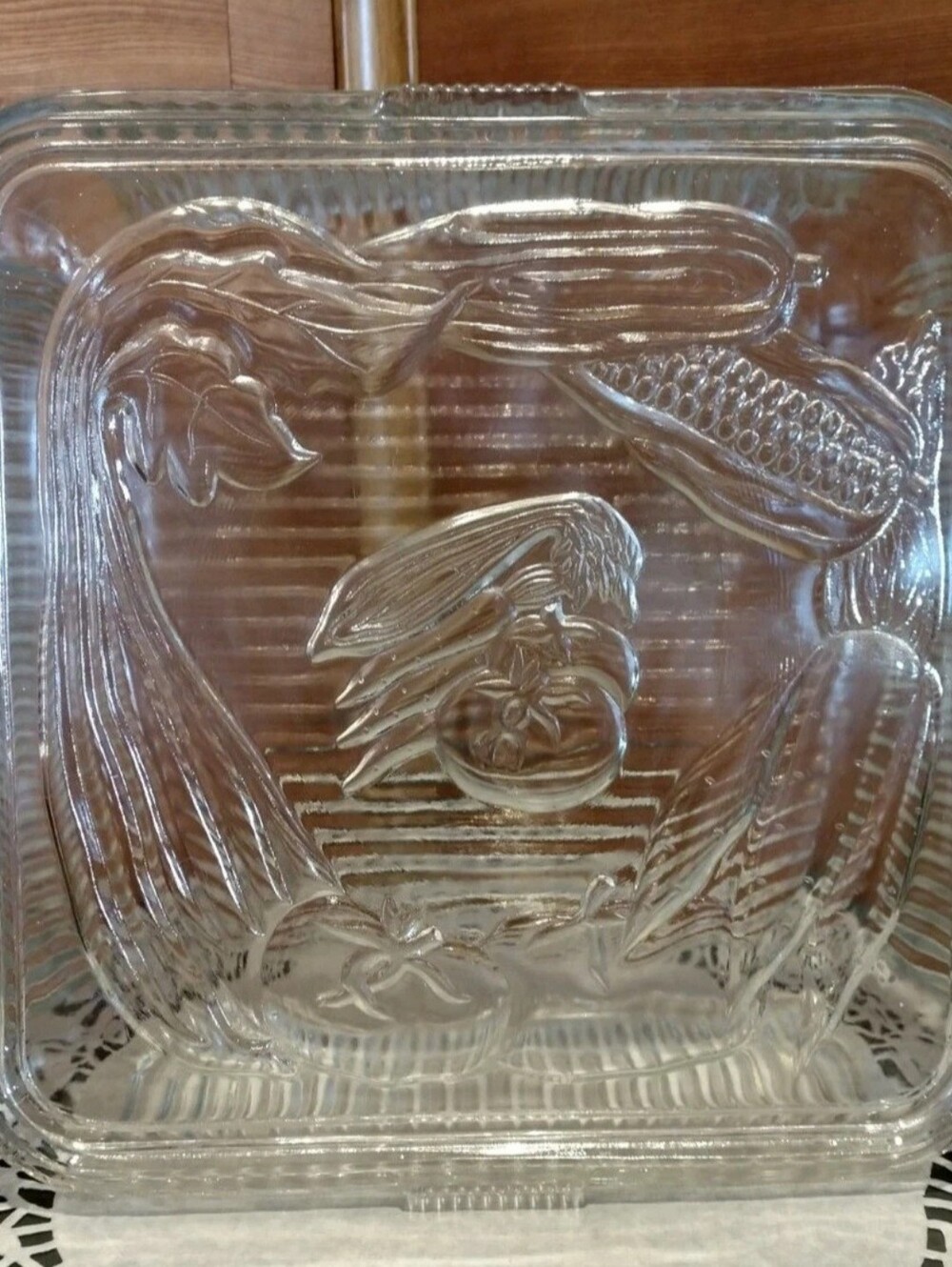 VINTAGE FEDERAL GLASS 8.5" SQ. RIBBED REFRIGERATOR DISH W/EMBOSSED & ORNATE LID